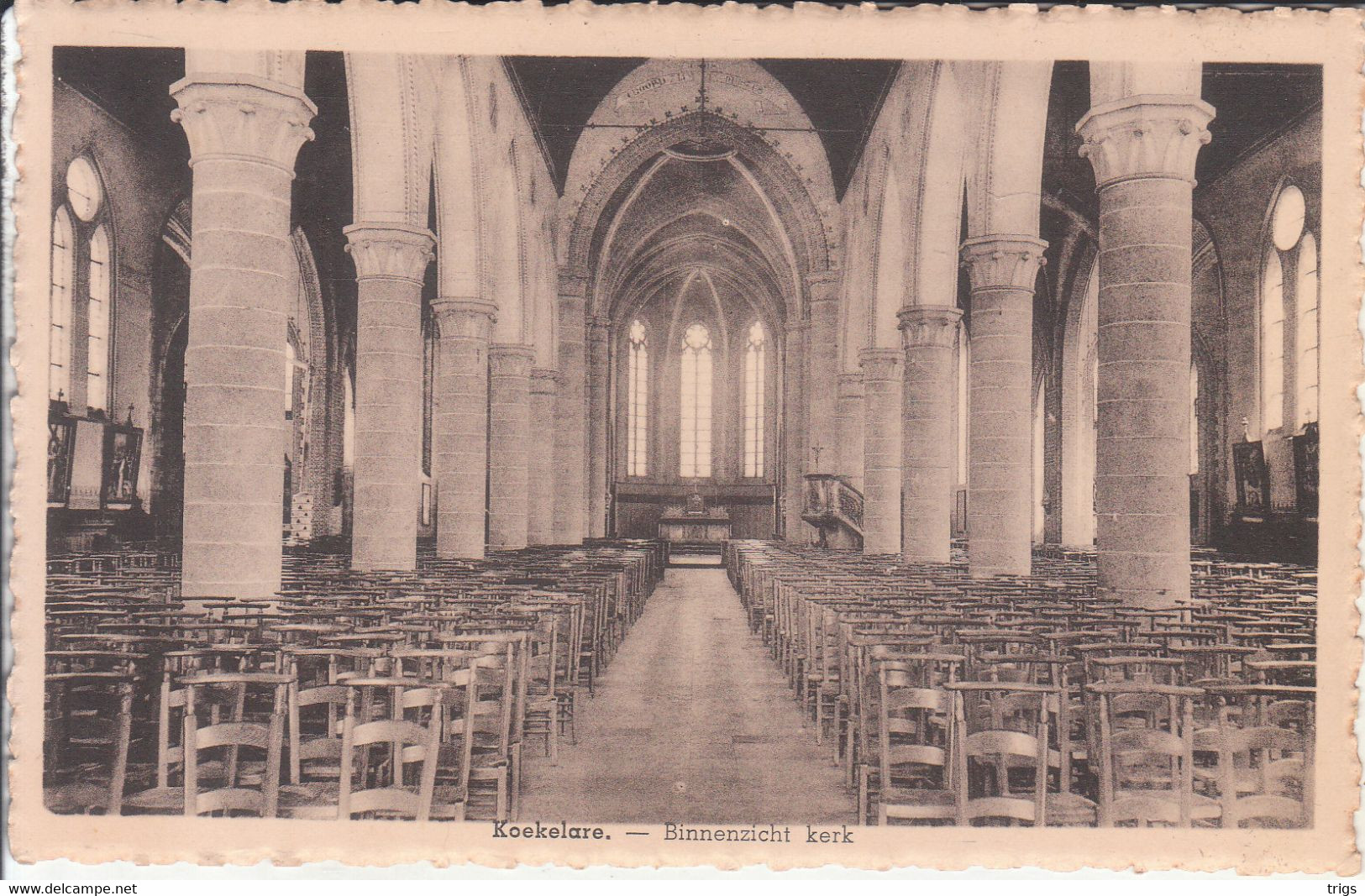 Koekelare - Binnenzicht Kerk