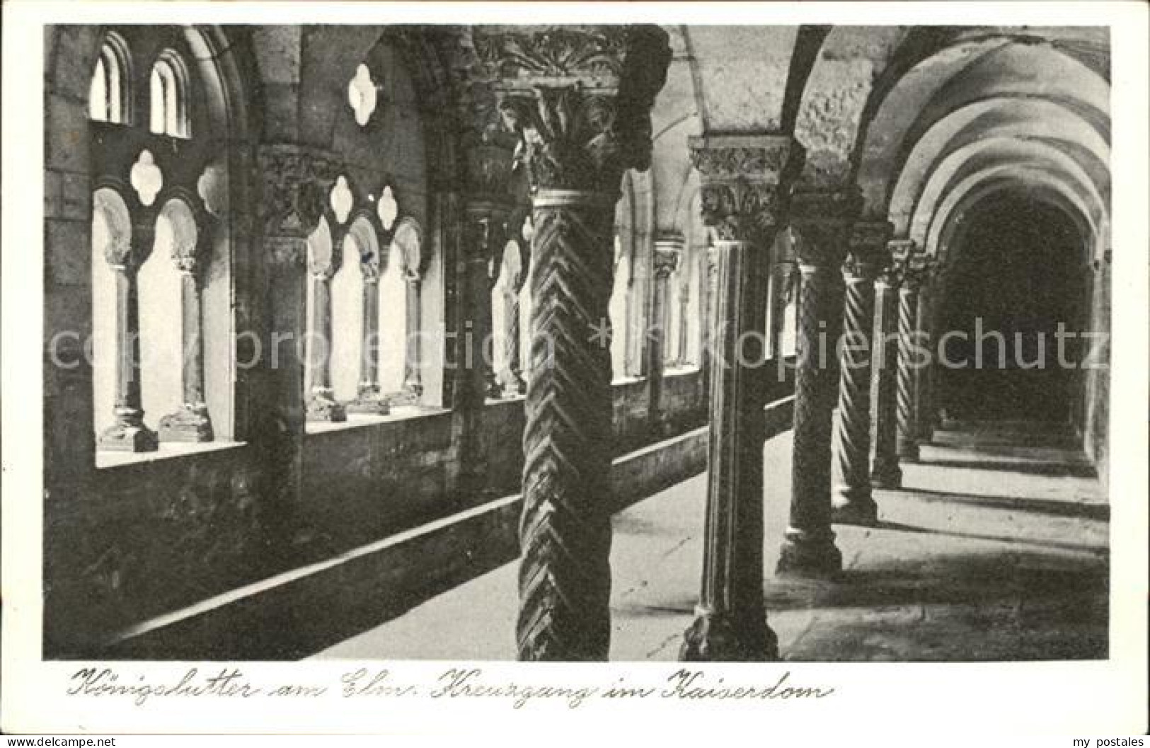 Koenigslutter Kreuzgang im Kaiserdom