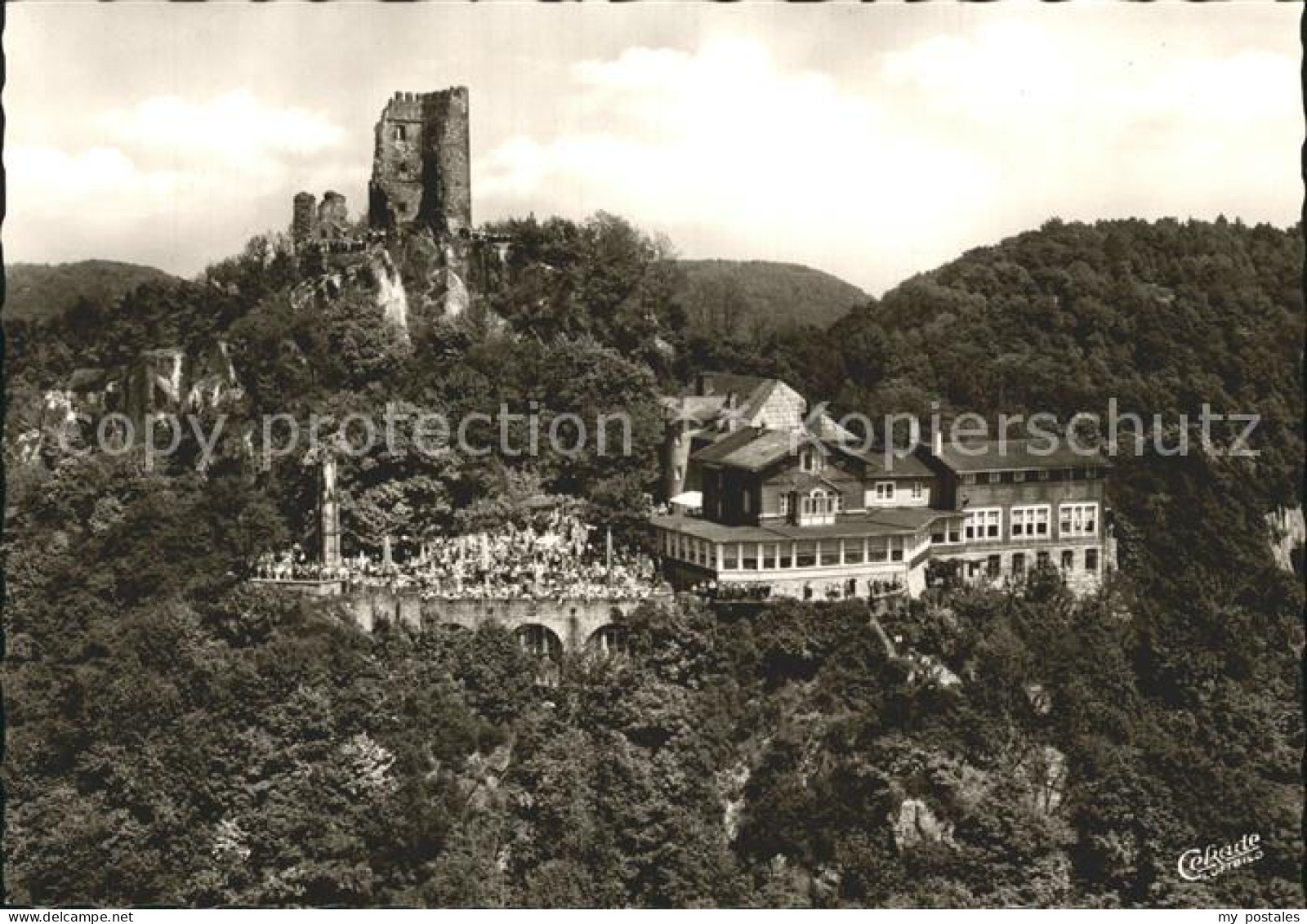 Koenigswinter Hotel Restaurant Drachenfels mit Ruine Drachenfels Fliegeraufnahme