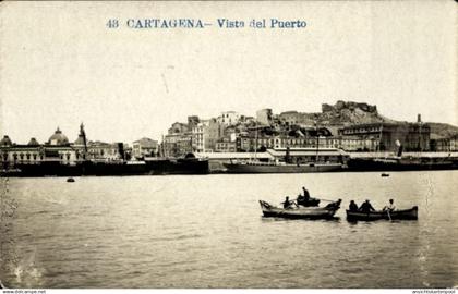 CPA Cartagena Kolumbien, Blick auf den Hafen, Boote im Vordergrund, Stadtansicht im Hintergrund