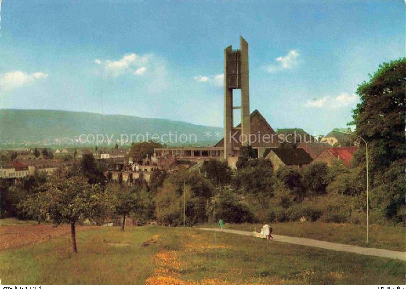 Konz Conz Teilansicht mit Pfarrkirche St. Nikolaus
