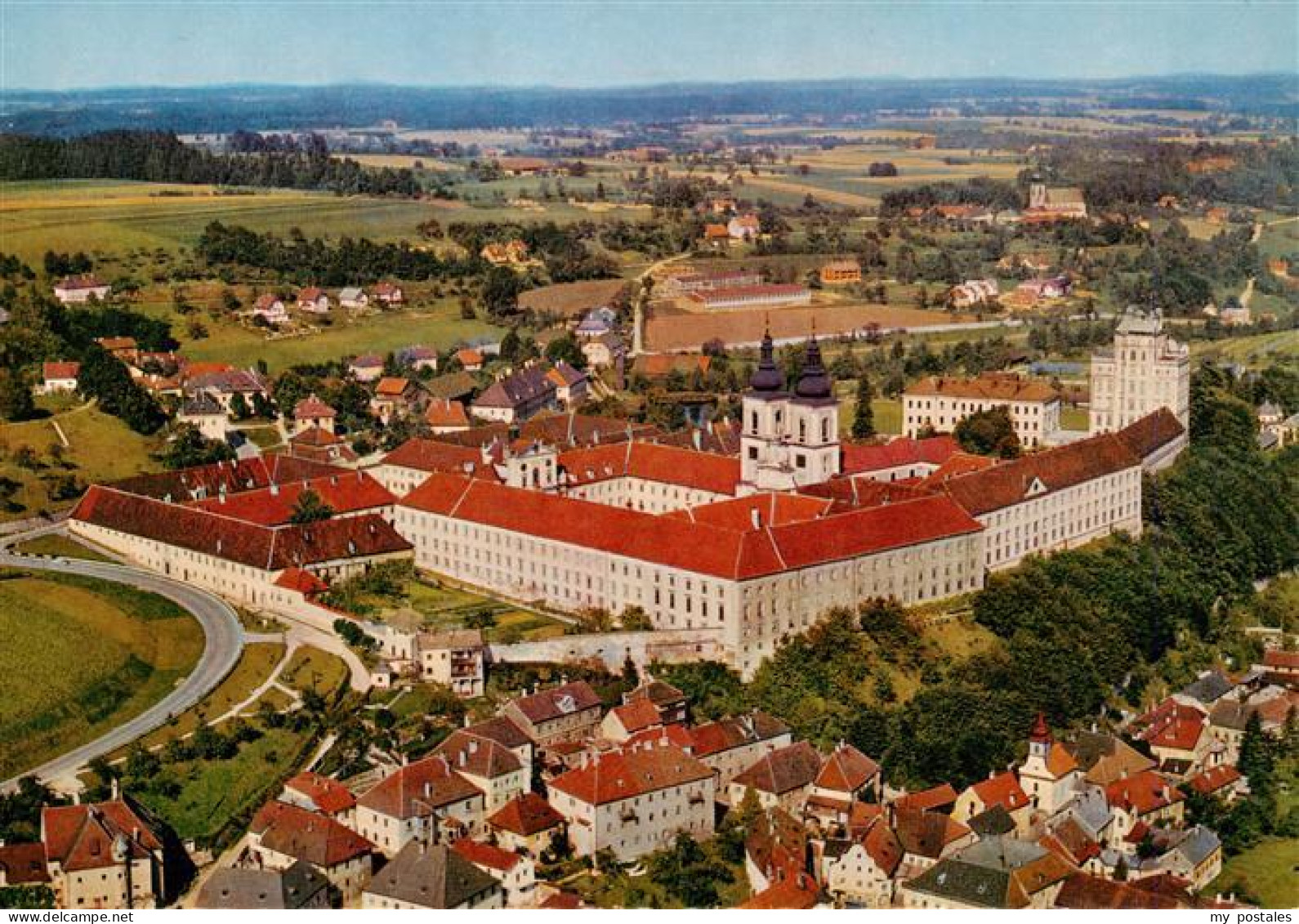 Kremsmuenster Oberoesterreich AT Stift-Kremsmuenster Benediktinerstift Luftbild