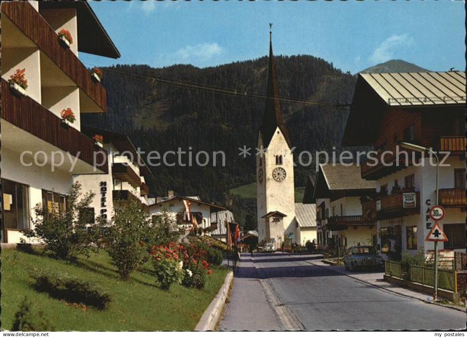 Krimml Dorfstrasse Kirche