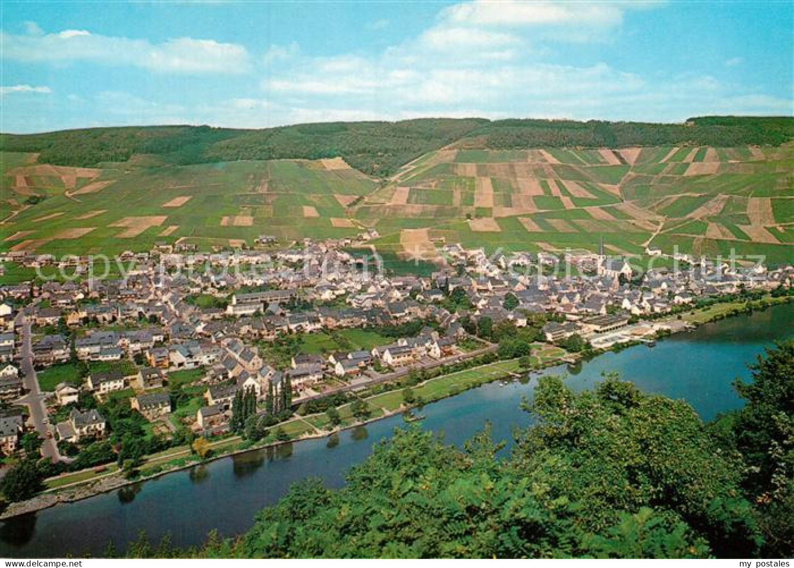 Kroev Mosel Panorama Weinort
