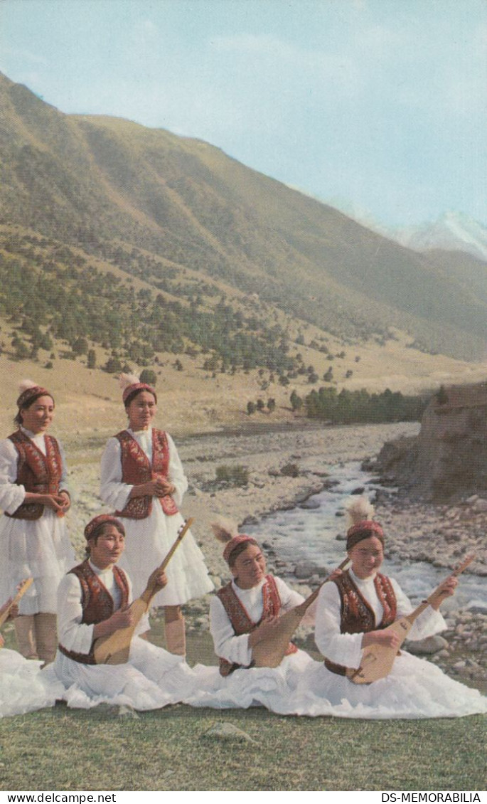 Kyrgyzstan - Folklore , Folk Music