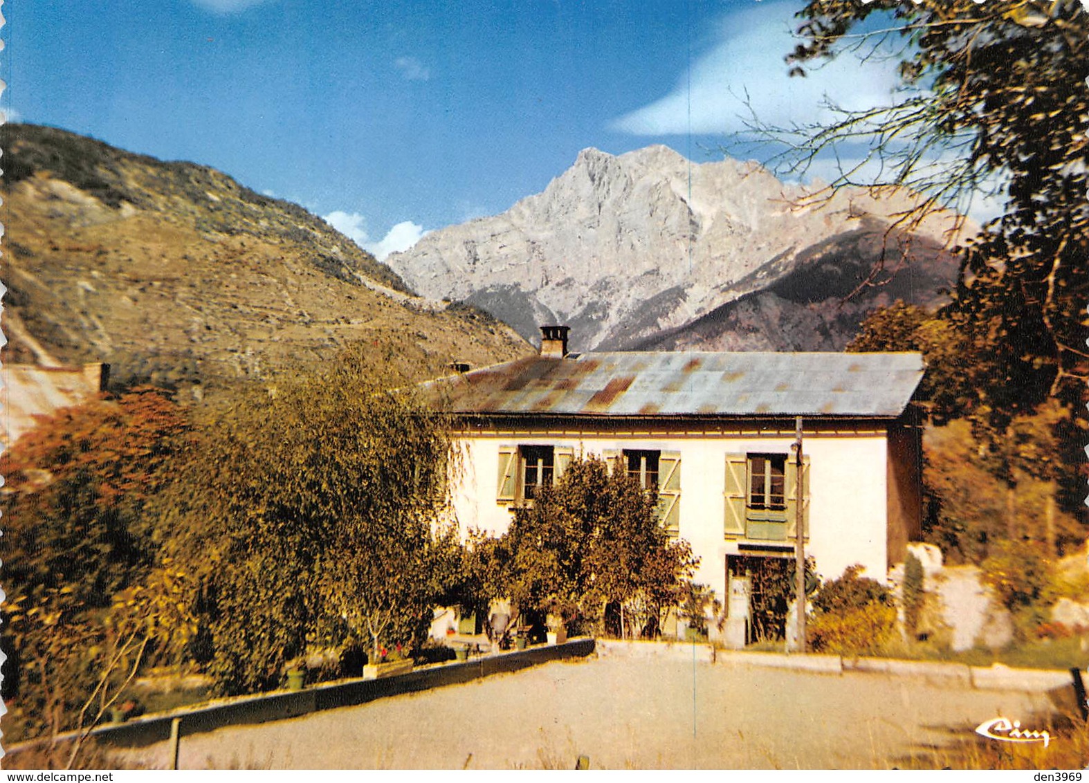 L'ARGENTIERE-la-BESSEE - La Maison de Repos Claire-Fontaine