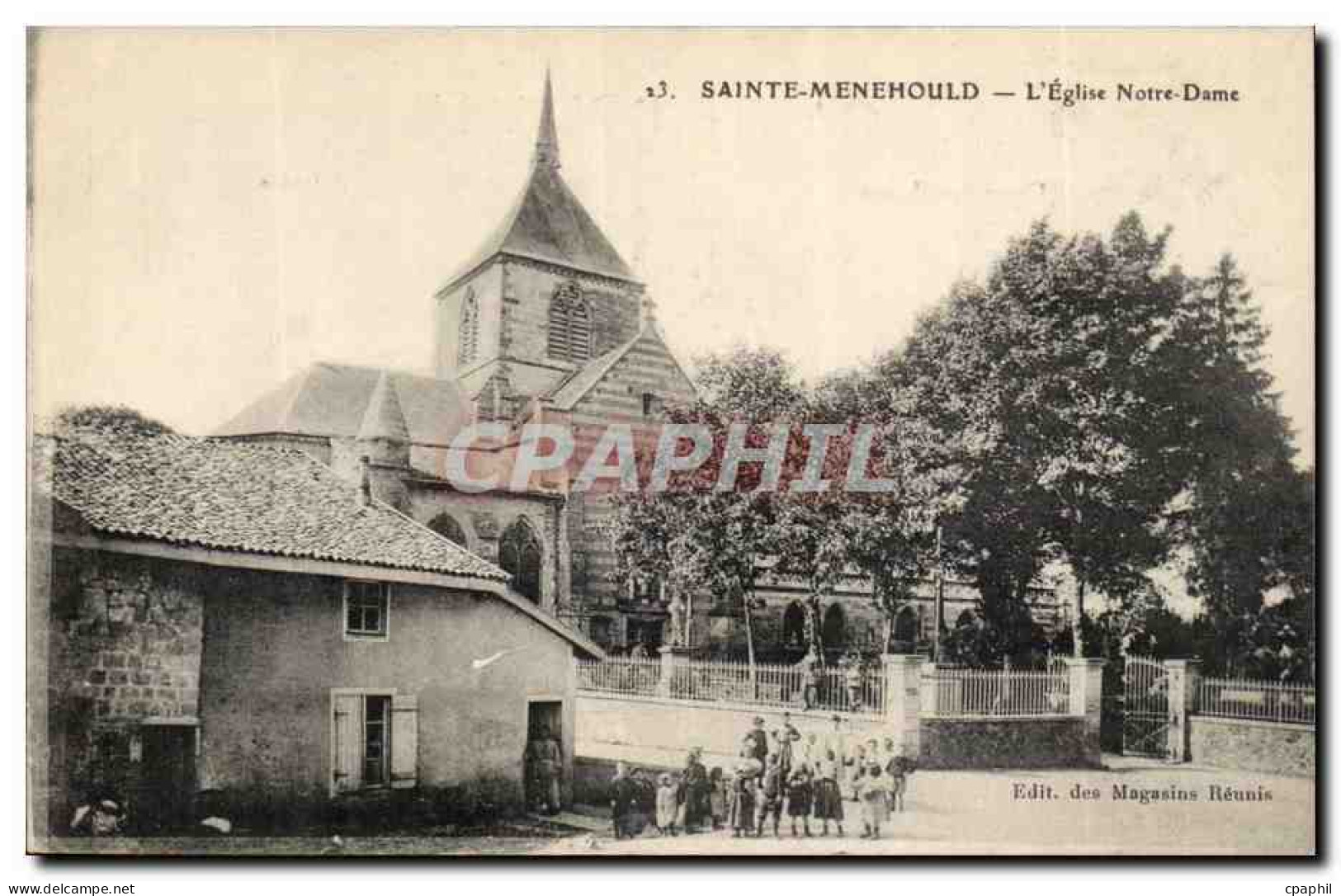 L'argonne Sainte menehould L'eglise Notre Dame (enfants)