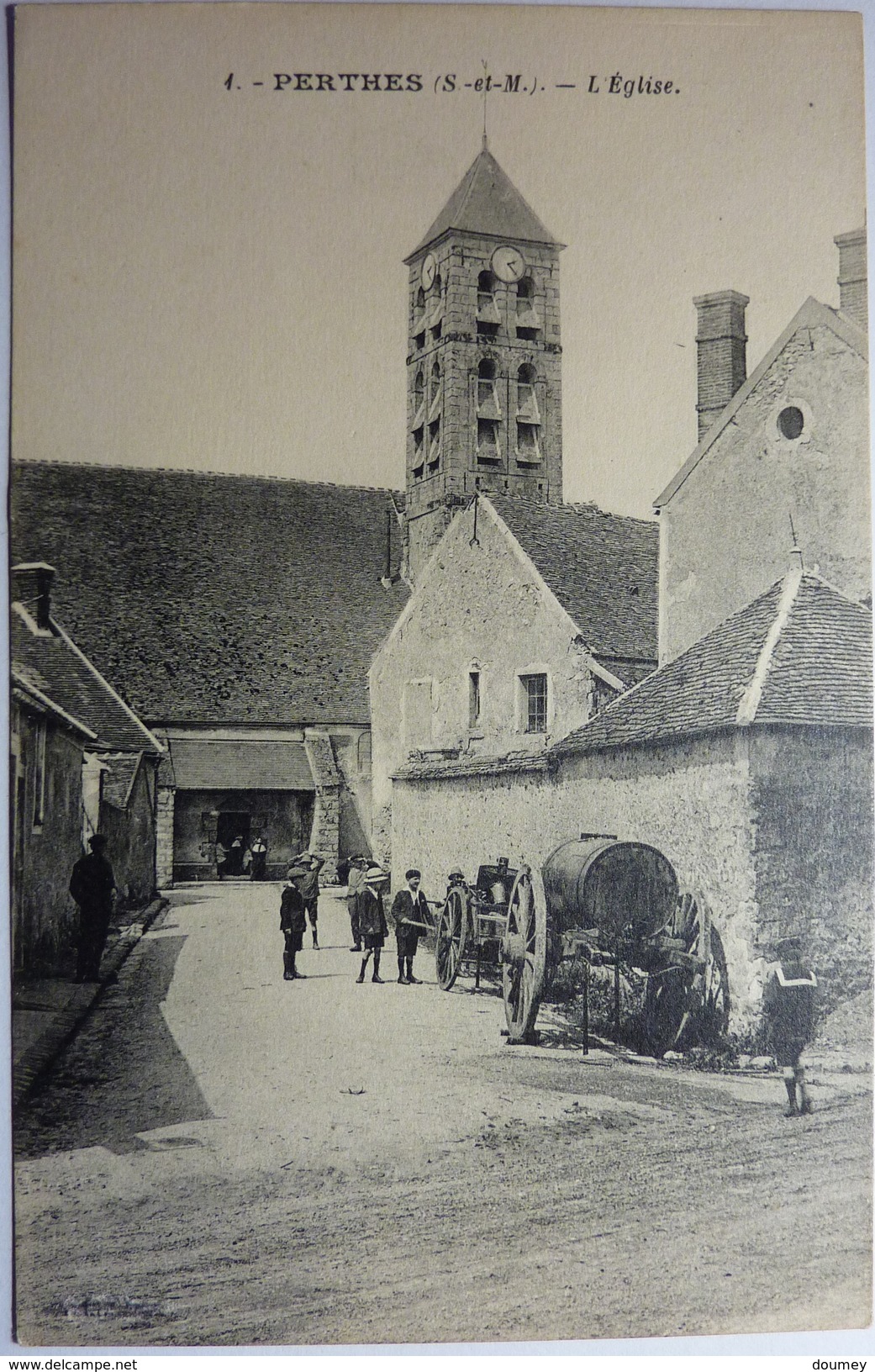L'ÉGLISE - PERTHES