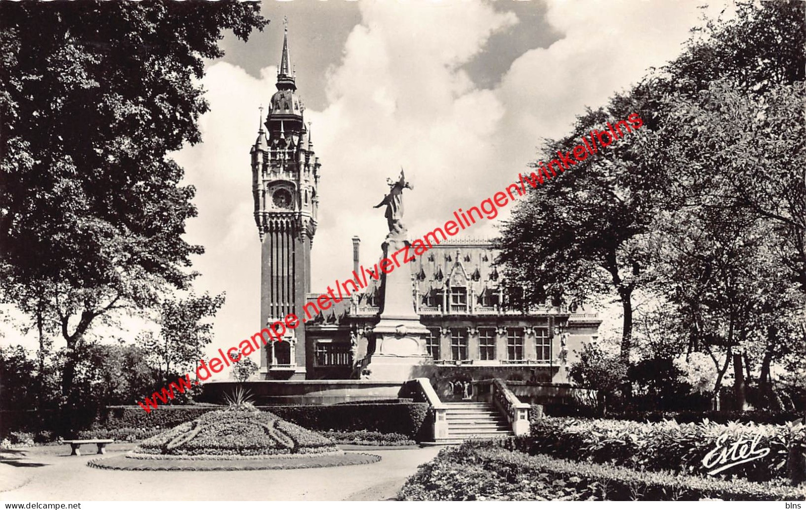 L'Hôtel de Ville - Calais - (62) Pas de Calais