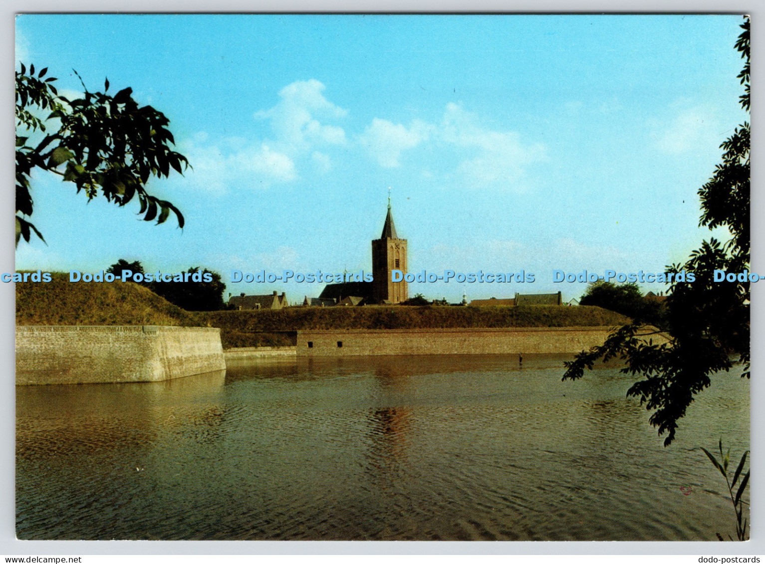 L351891 Naarden. Vestingwallen. Jos Pe