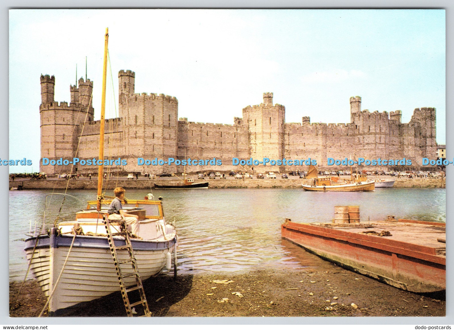 L352167 Gwynedd Caernarvon Castle J Salmon Sevenoaks