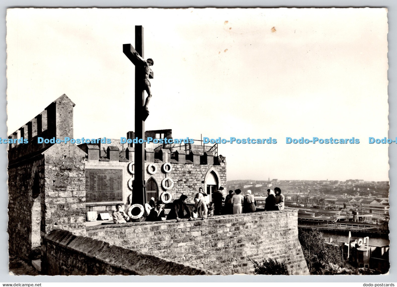 L357809 Boulogne sur Mer Le Calvaire du Marin Yvon