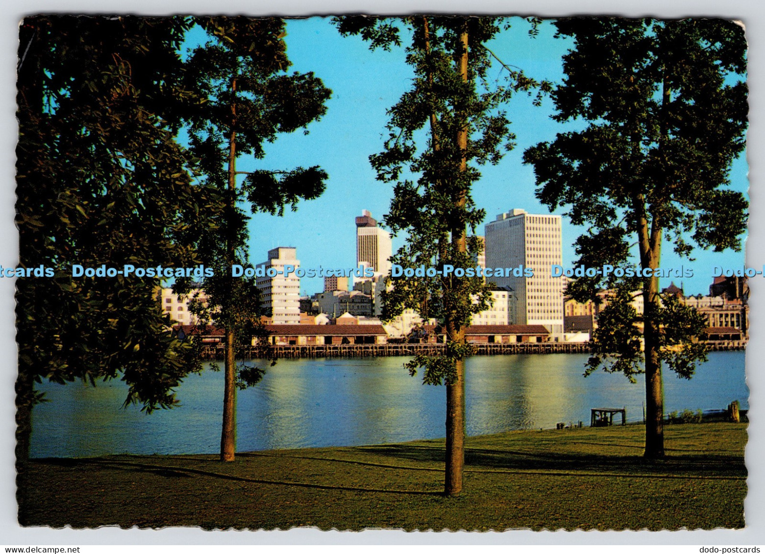 L362500 Brisbane Q Brisbane River and City From Kangaroo Point Murray Views