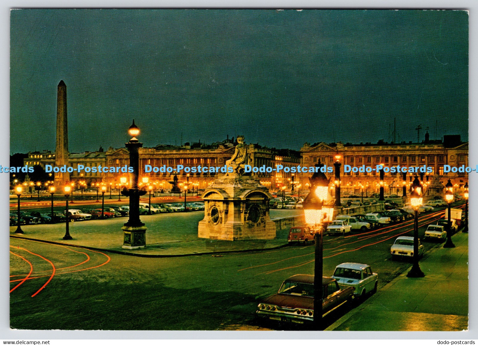 L371912 Paris Concord Square Ovet 1989