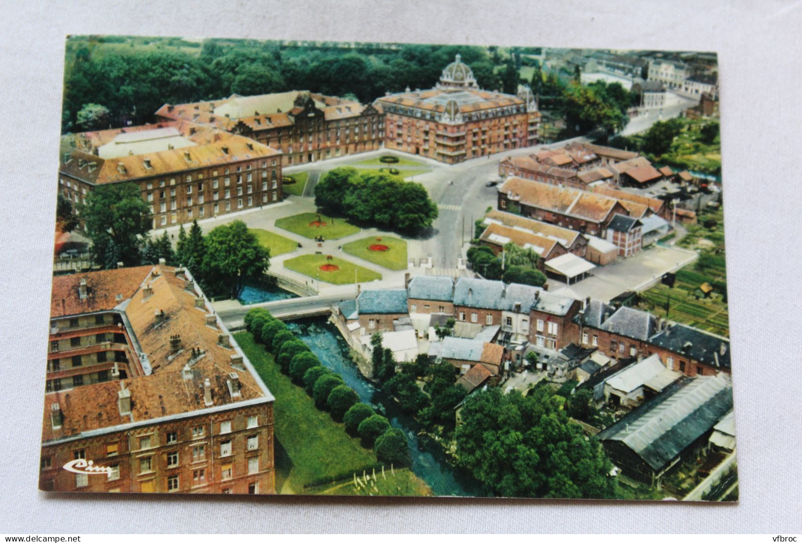 L86, Cpm, Guise, vue aérienne, familistère, Aisne 02