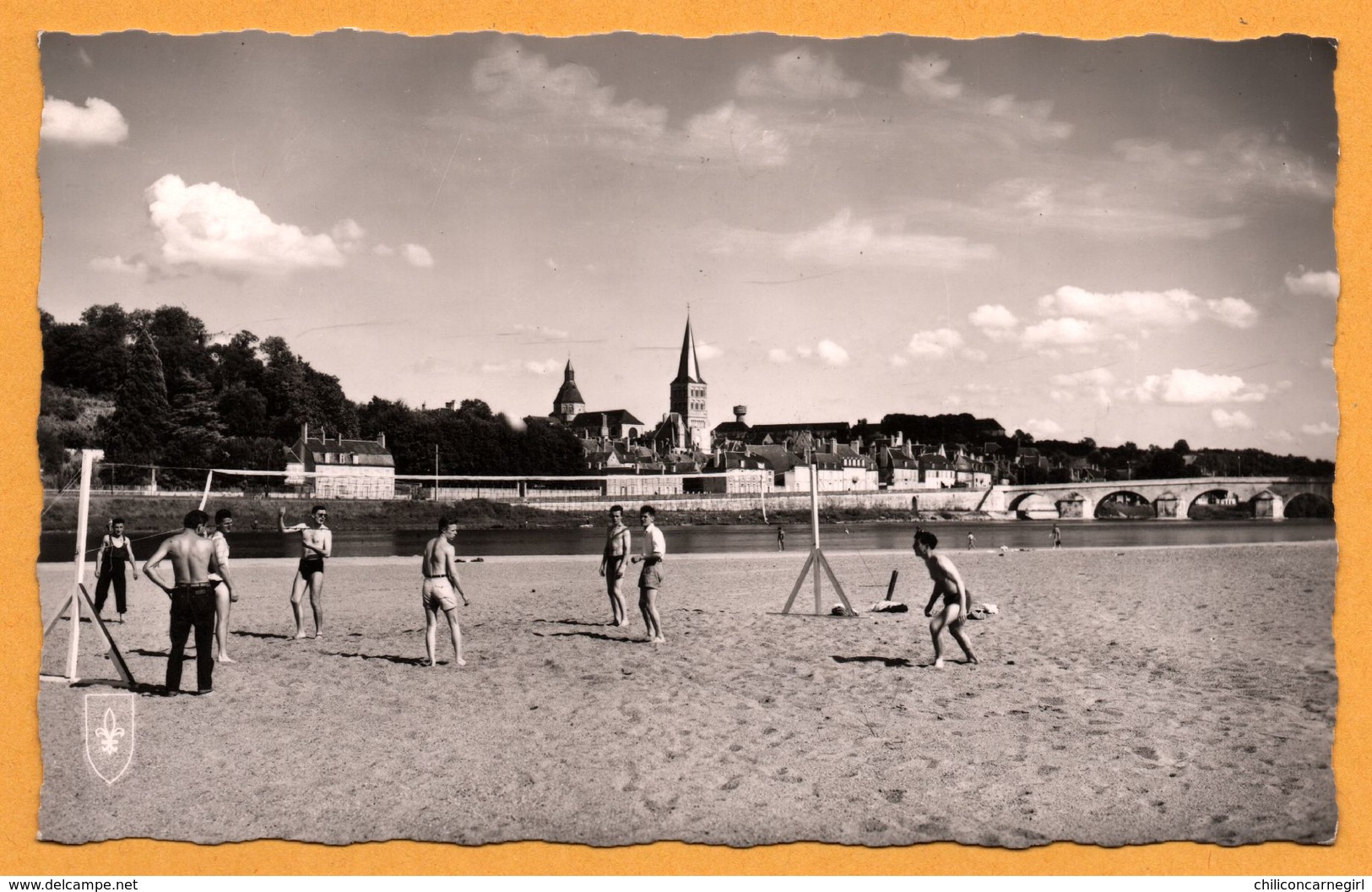 La Charité sur Loire - La Plage - Partie de Volley ball - Animée - Edit. du LYS - 1959 - Oblit. CHARITE PERLE DE  LOIRE