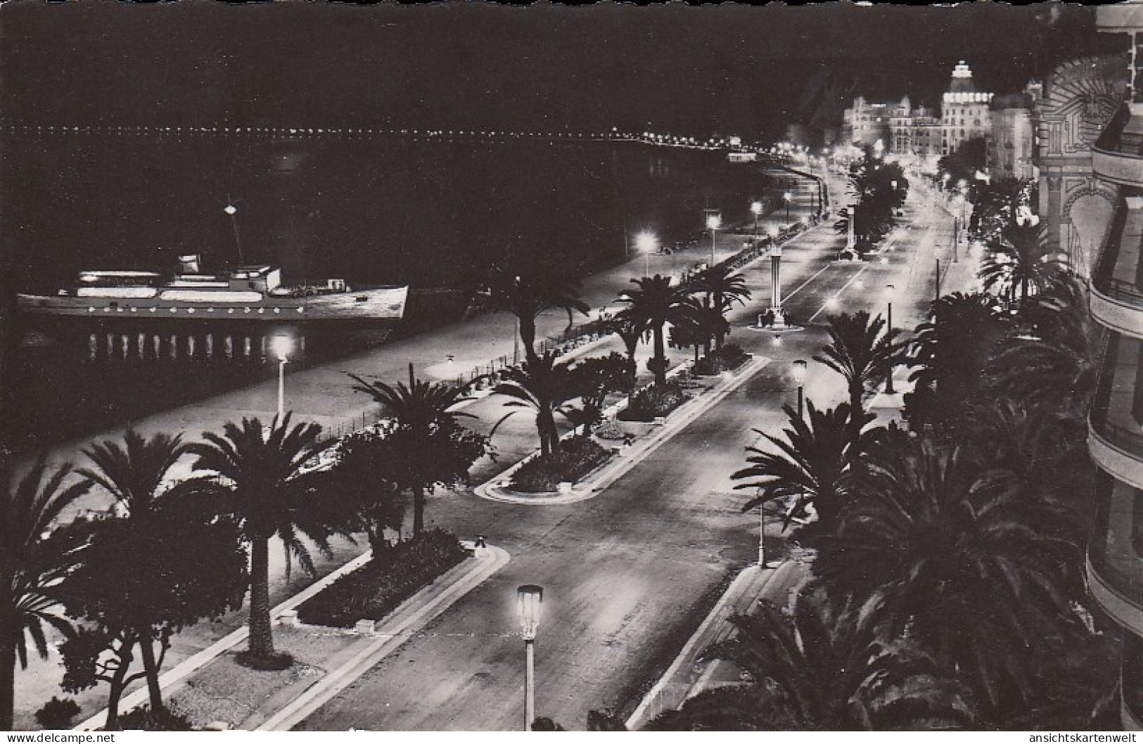 La Côte d'Azur, Nice la Nuit, la Promenade des Anglais ngl #D9916