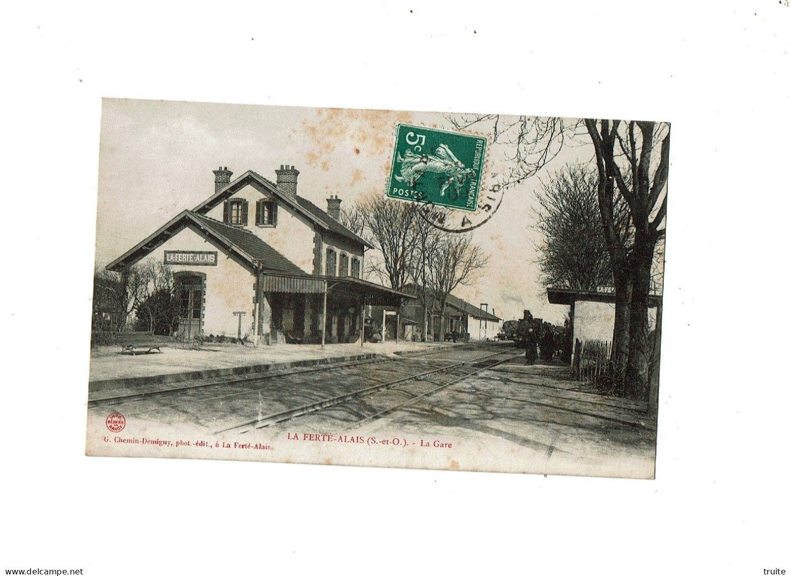 LA FERTE-ALAIS LA GARE