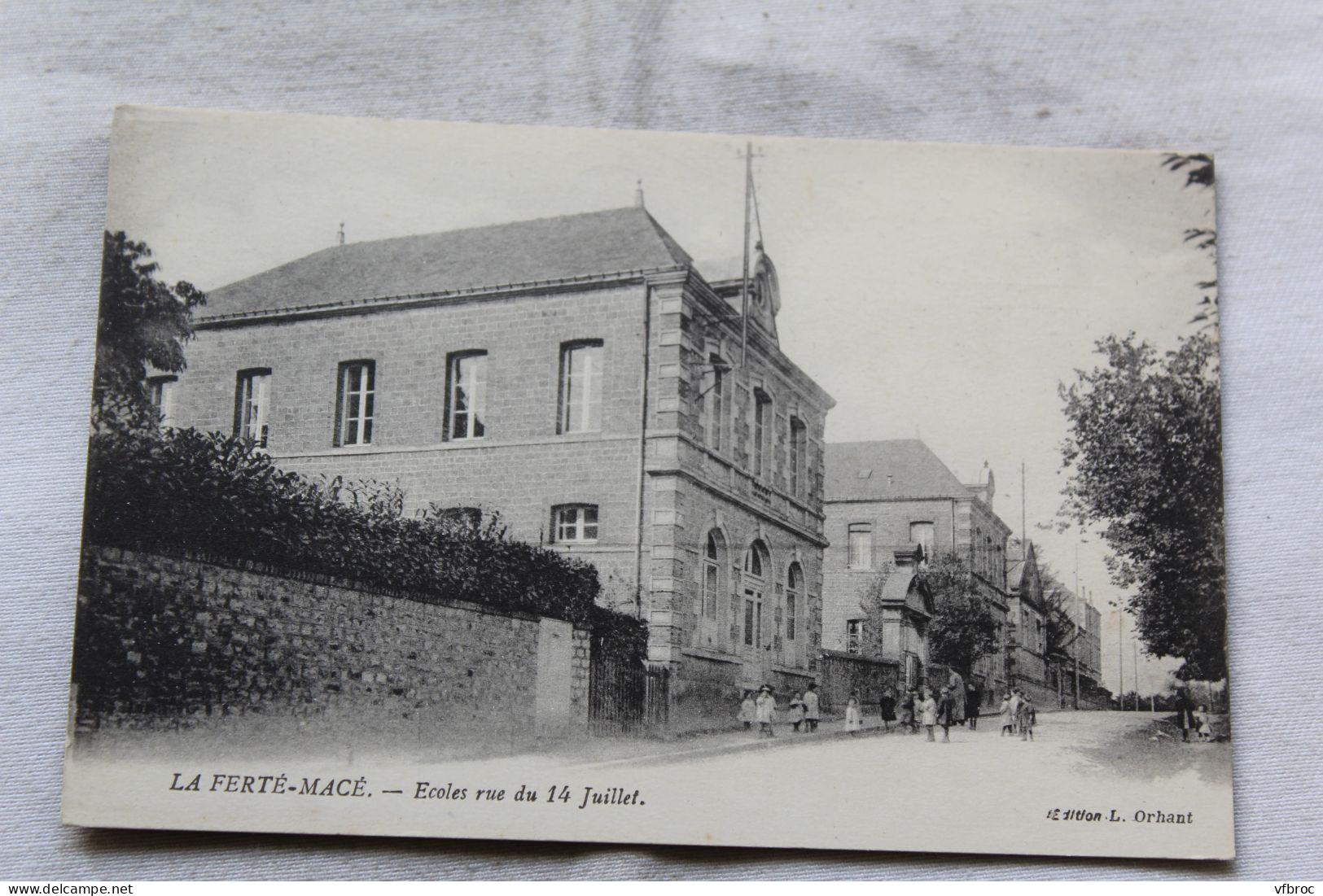 la Ferte Mace, écoles rue du 14 juillet, Orne 61