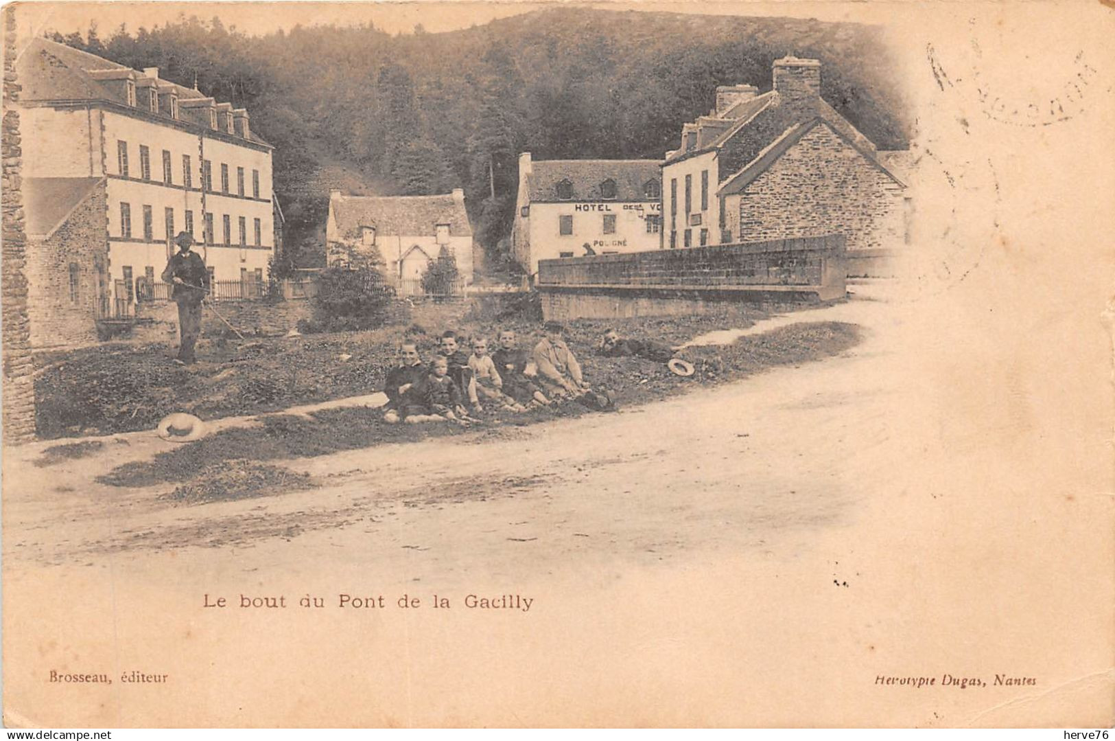 LA GACILLY - Le bout du Pont de la Gacilly