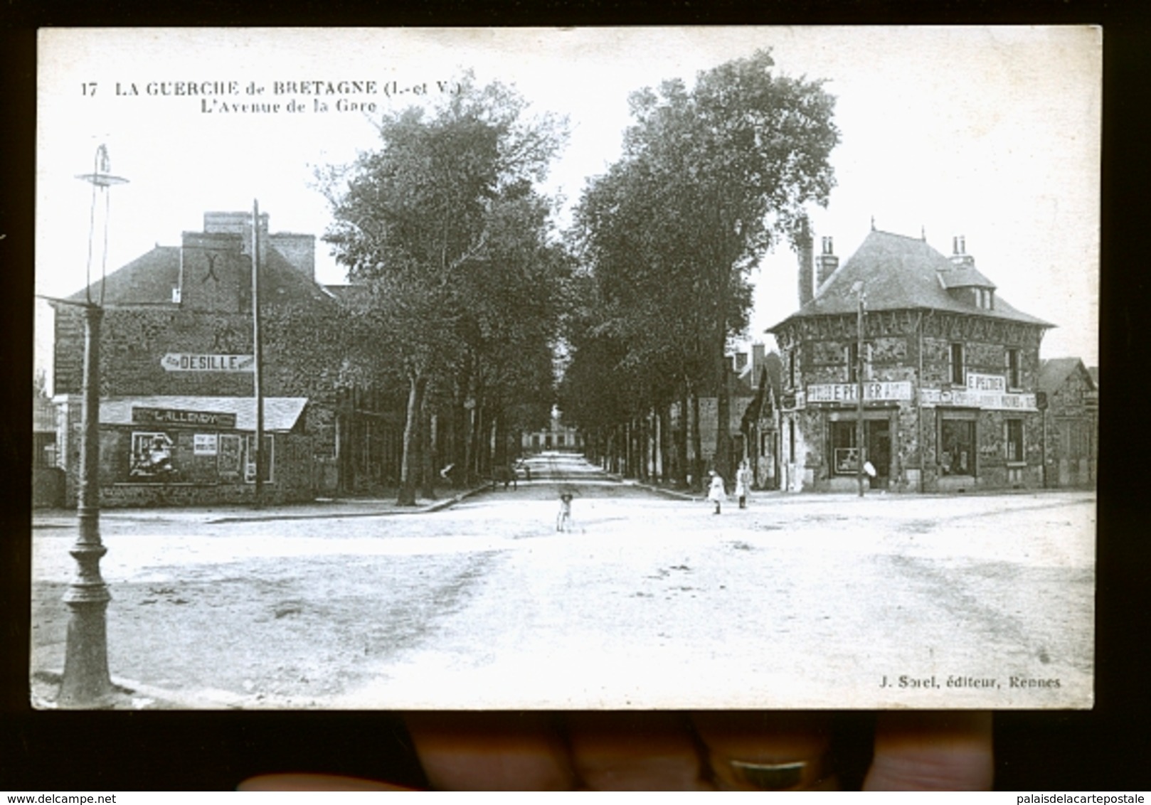 LA GUERCHE                  JLM