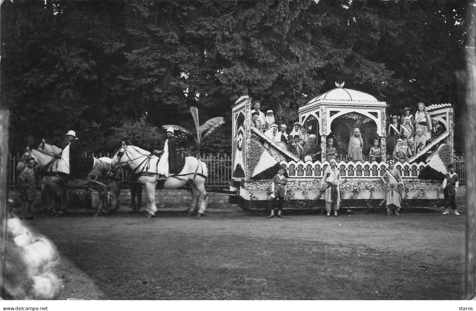 LA GUERCHE SUR L'AUBOIS - Cavalcade du 31 Mai