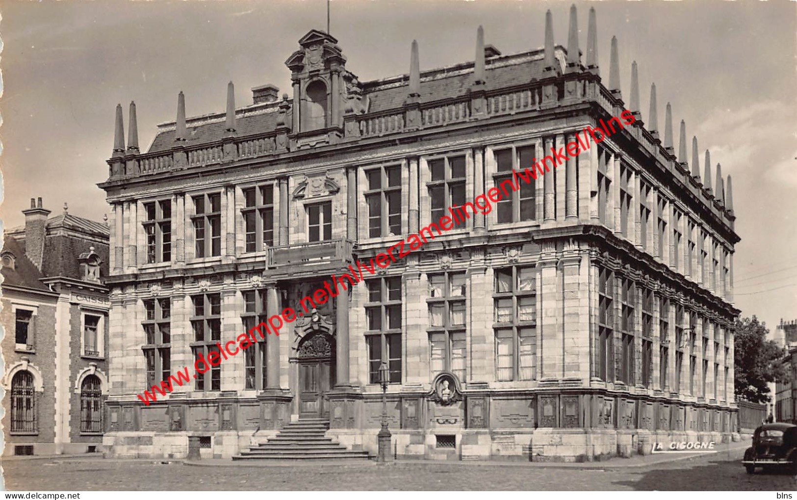 La Mairie - Bergues - (59) Nord