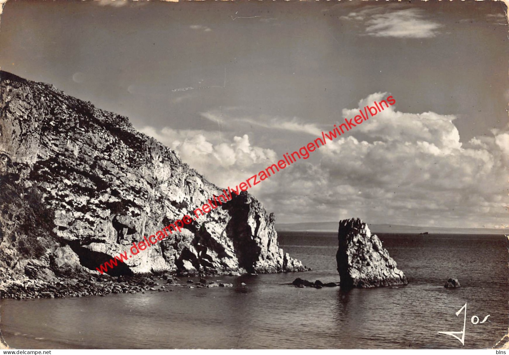 La pointe et l'Aiguille de Portzic - Morgat - (29) Finistère