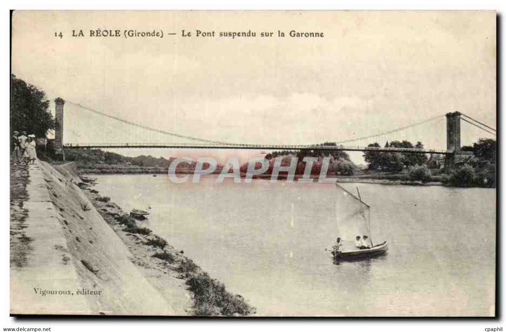 La Reole cPA Le pont suspendu sur la Garonne