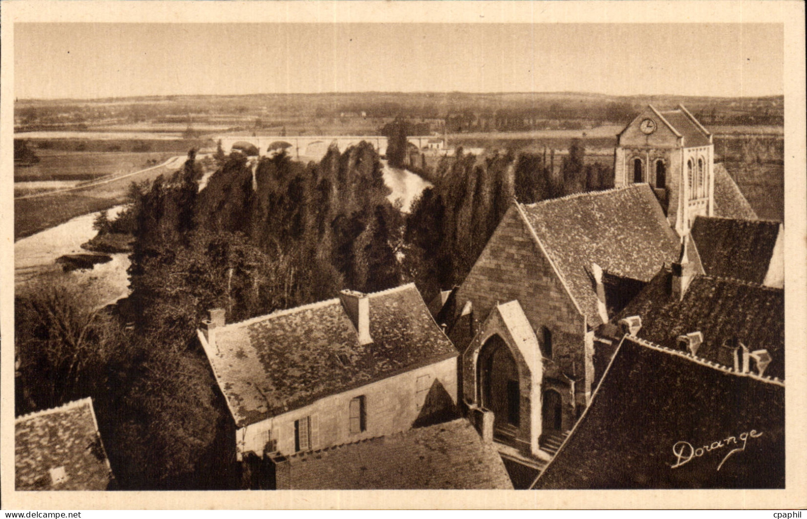La Roche Posay - L Eglise et la Vallee de la Creuse - CPA