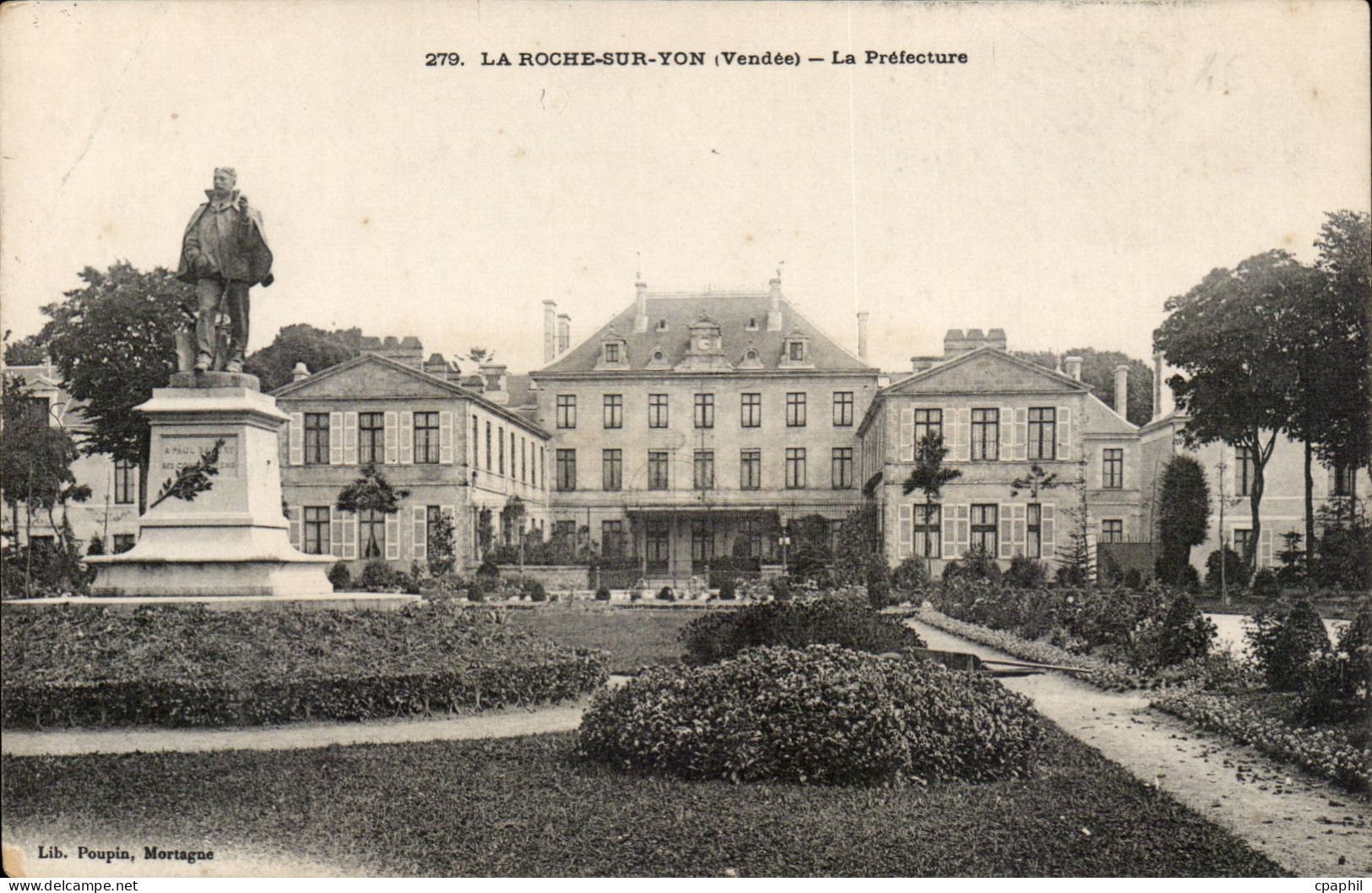 La Roche sur Yon CPA La prefecture