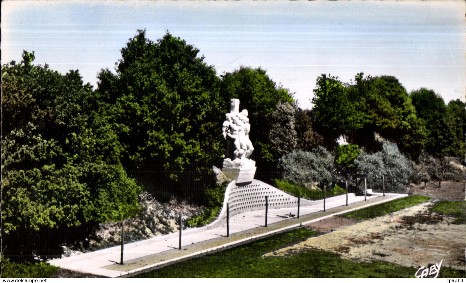 La Sabliere - Chateaubriant - Aux Fusilles et Massacres de la Resistance Octobre 1941 - CPA