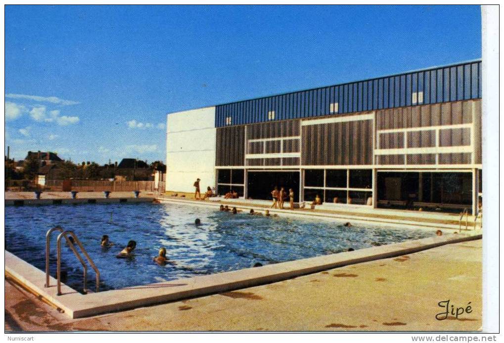 La Suze LA SUZE SUR SARTHE...LA PISCINE ANIMEE...BASSIN D'ETE...