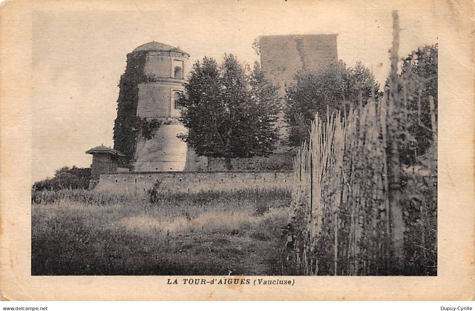 LA TOUR D'AIGUES - état