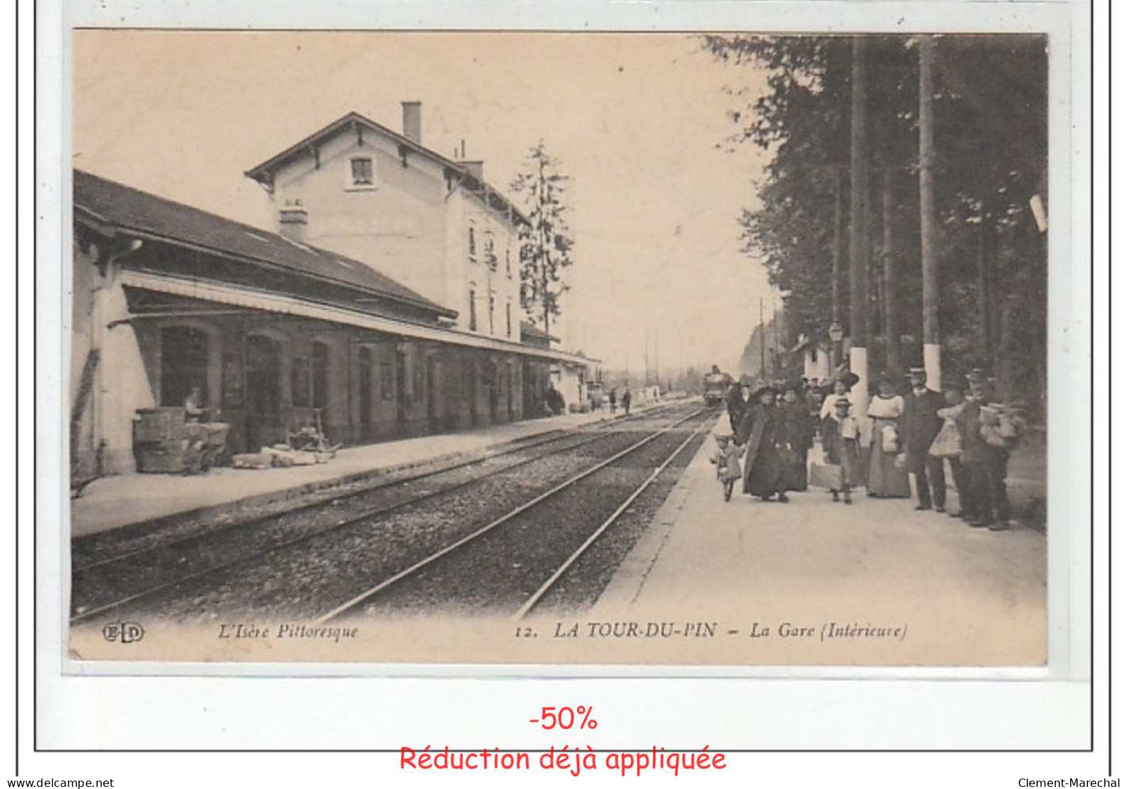 LA TOUR DU PIN - La Gare (intérieure) - très bon état