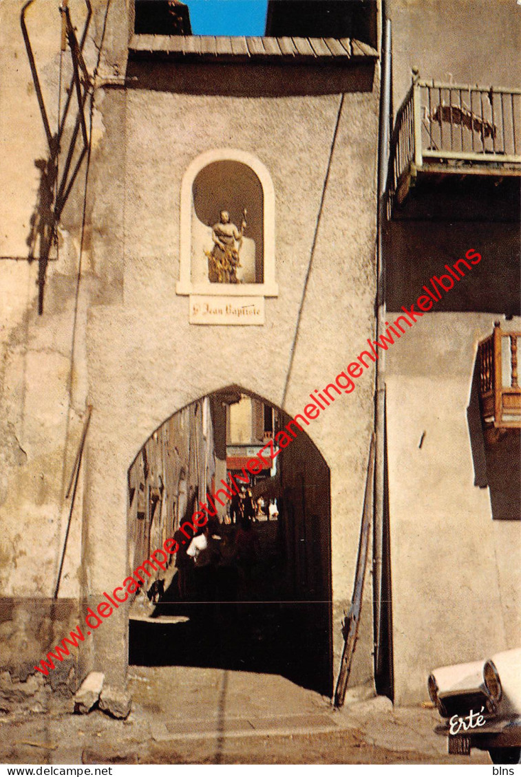 La vieille porte de St-Jean-Baptiste - Guillestre - (5) Hautes Alpes
