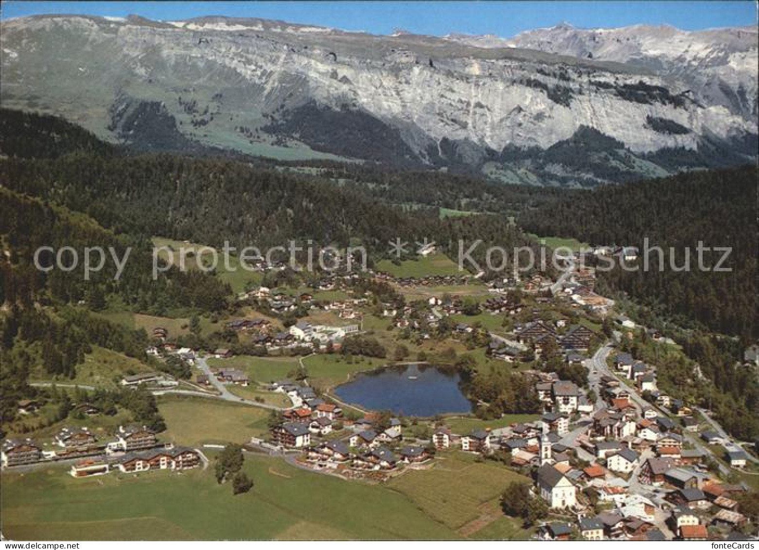 Laax Fliegeraufnahme gegen Flimserstein