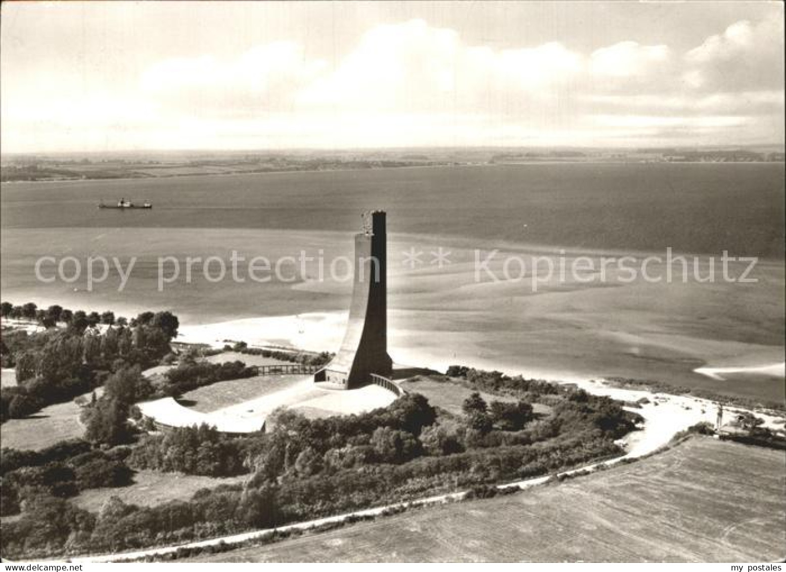 Laboe Marine Ehrenmal Fliegeraufnahme