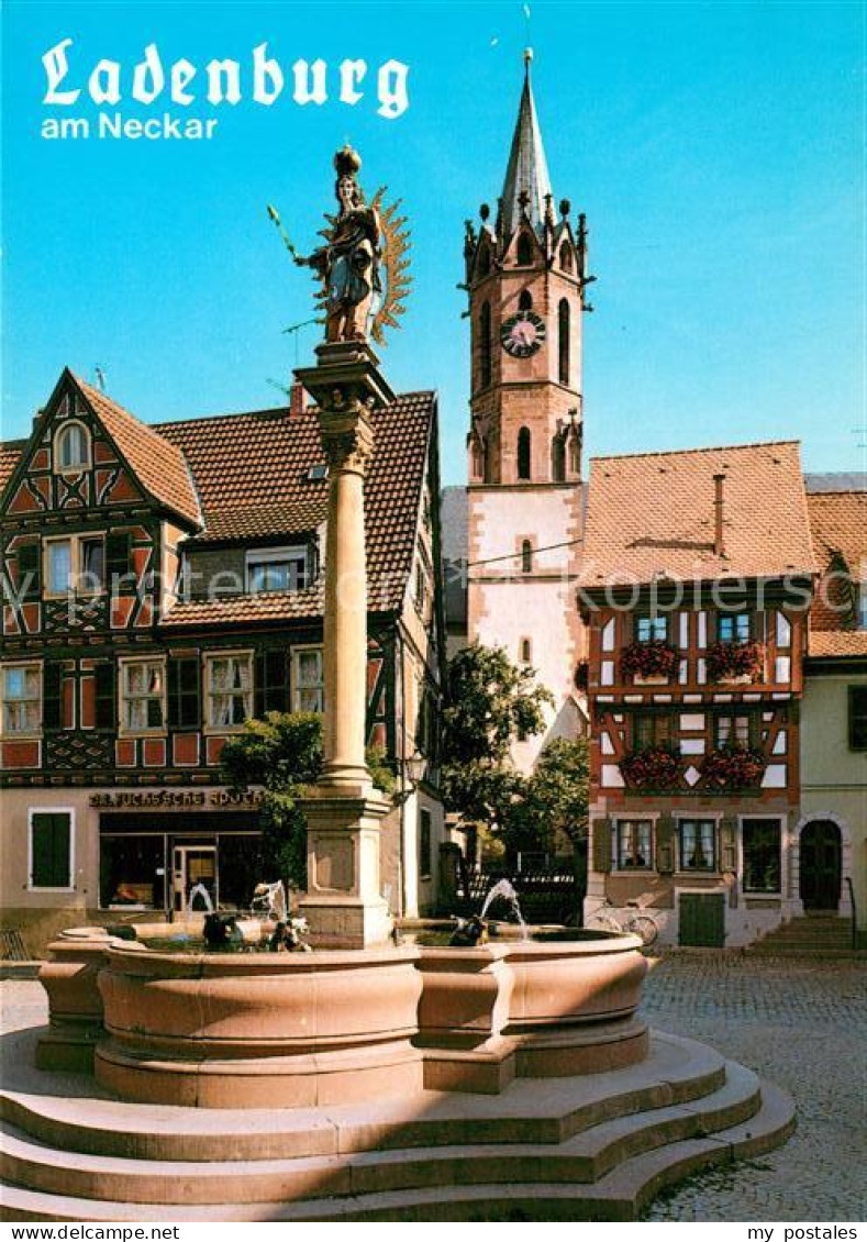 Ladenburg Marktplatz Madonnenbrunnen Altstadt Fachwerkhaeuser Kirche