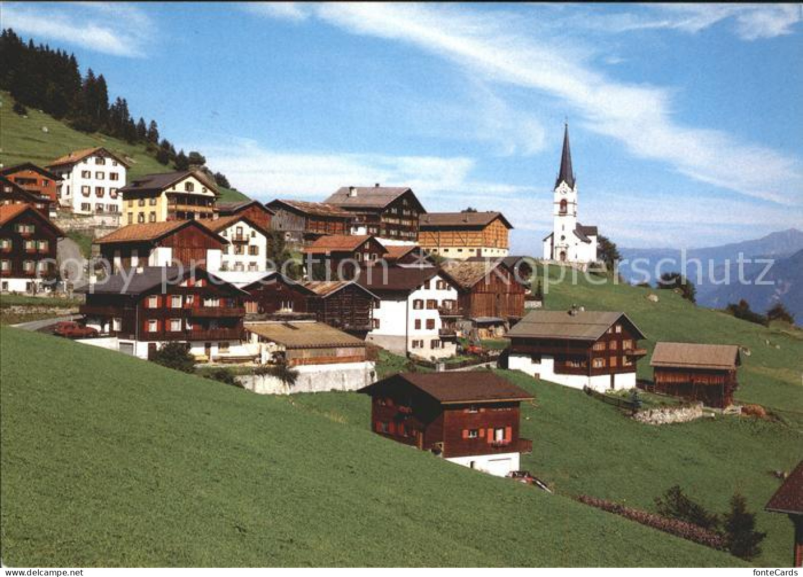 Ladir Ortsblick mit Kirche