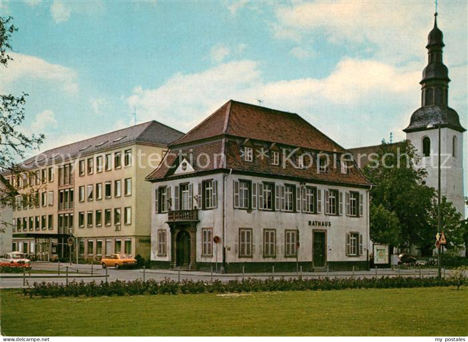 Lampertheim Bergstrasse Kirche Altes und neues Stadthaus