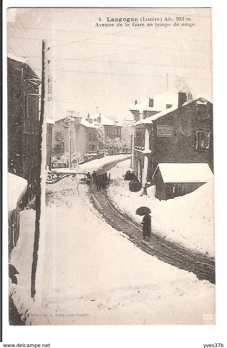 LANGOGNE - Avenue de la gare en temps de neige