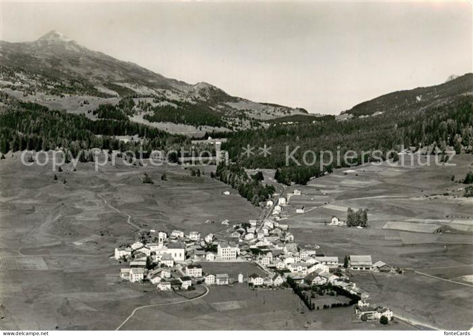 Lantsch Lenz Fliegeraufnahme