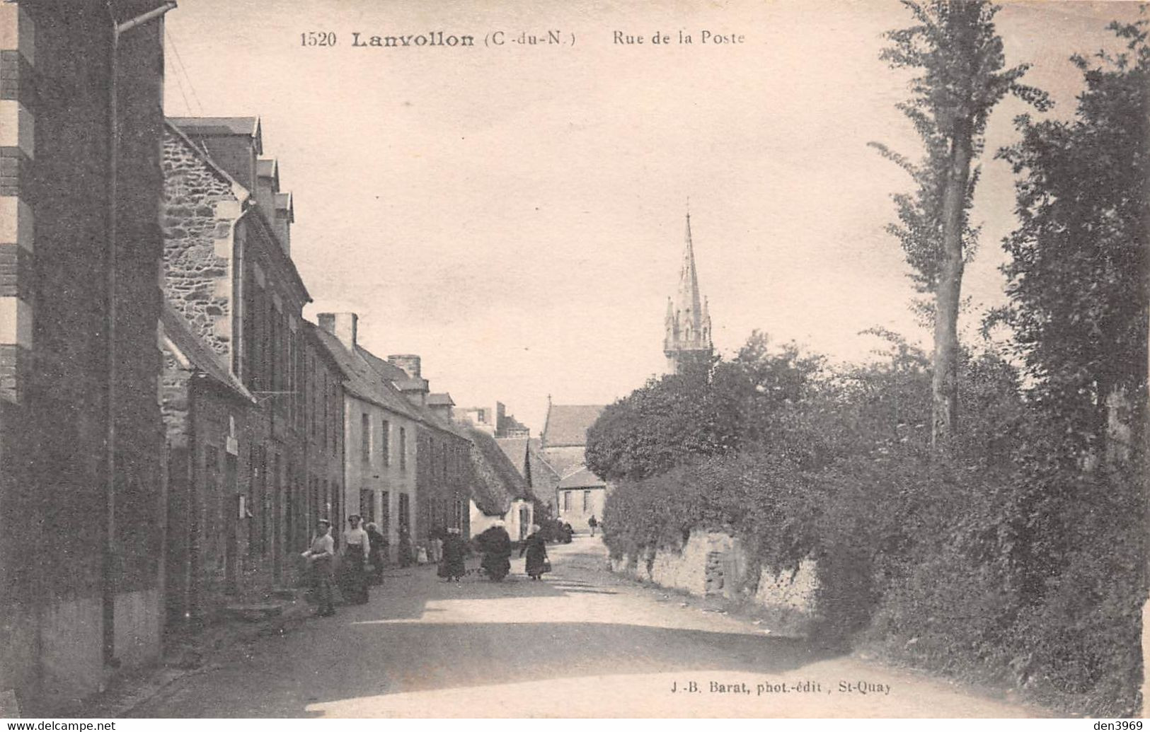 LANVOLLON - Rue de la Poste