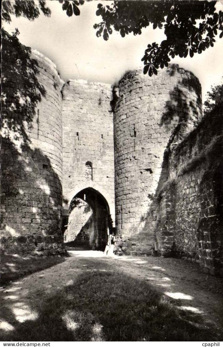 Laon - La Tour penchee CPA