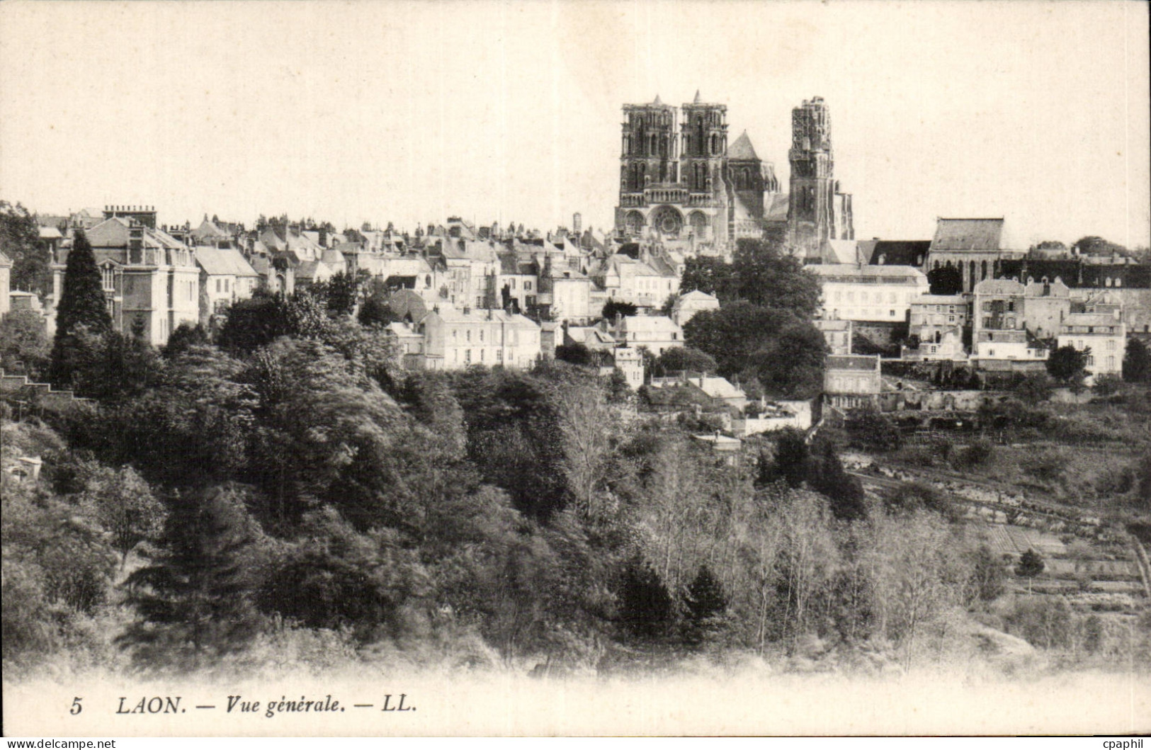 Laon - Vue Generale - CPA