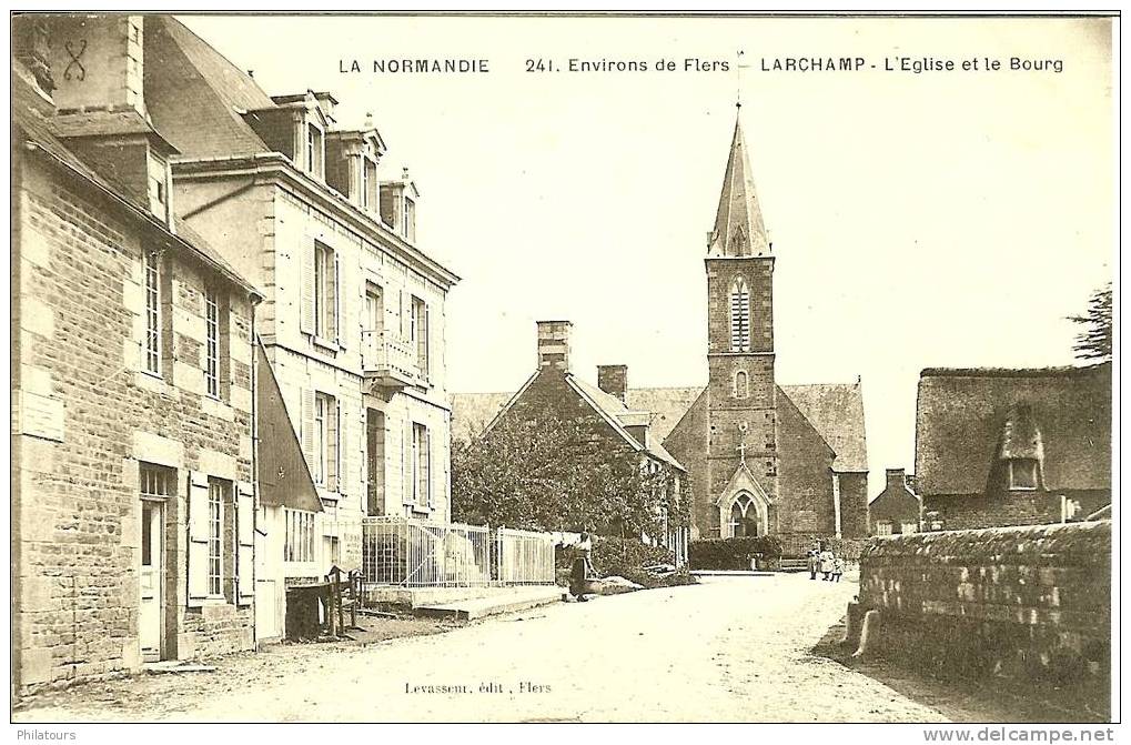 LARCHAMP  -  L'Eglise et le Bourg
