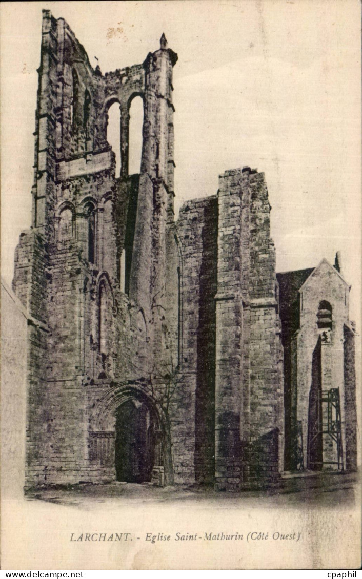 Larchant - Eglise Saint Matburin - CPA