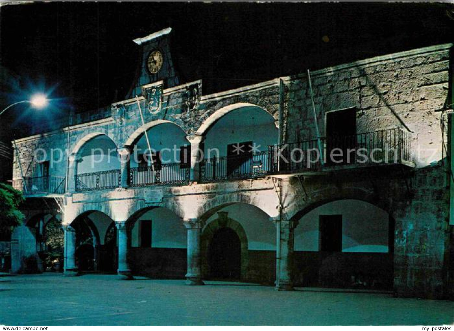 Laredo Spanien Rathaus Nachtaufnahme