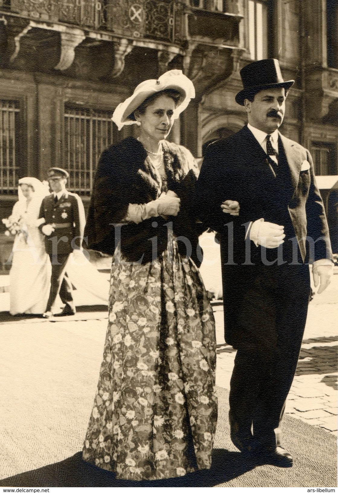 LARGE photo postcard / ROYALTY / Luxembourg / Comtesse Henckel von Donnersmarck / Charles Henckel von Donnersmarck